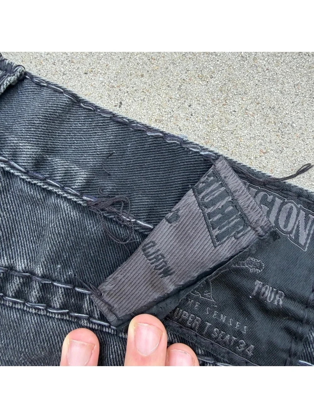 True Religion Jeans Men Waist 34 Black Distressed Casual
